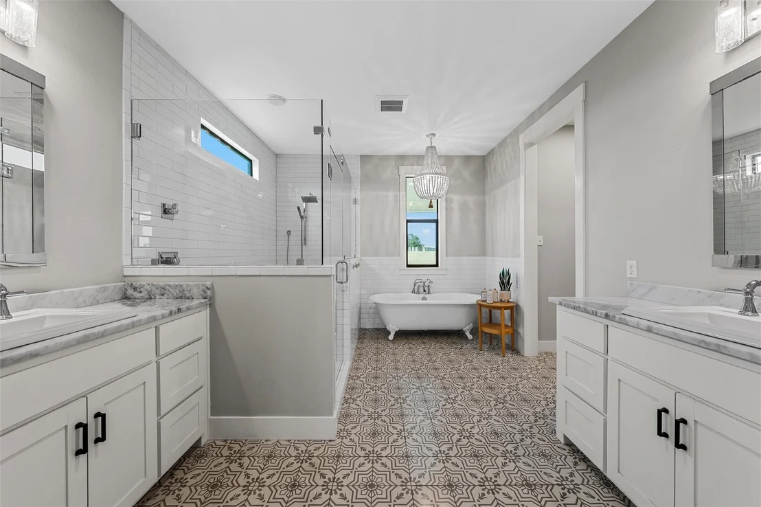 Photo of 252 Austin Hines Drive