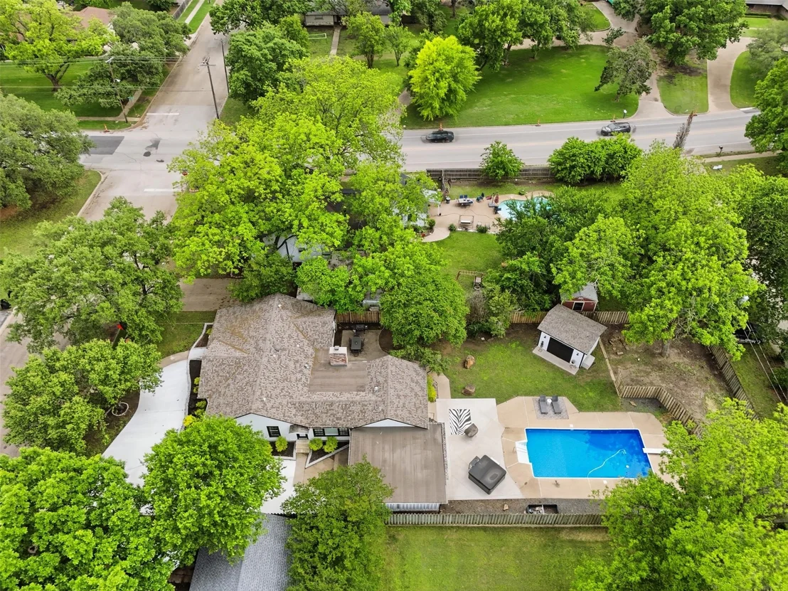 Photo of 216 Sunset Drive