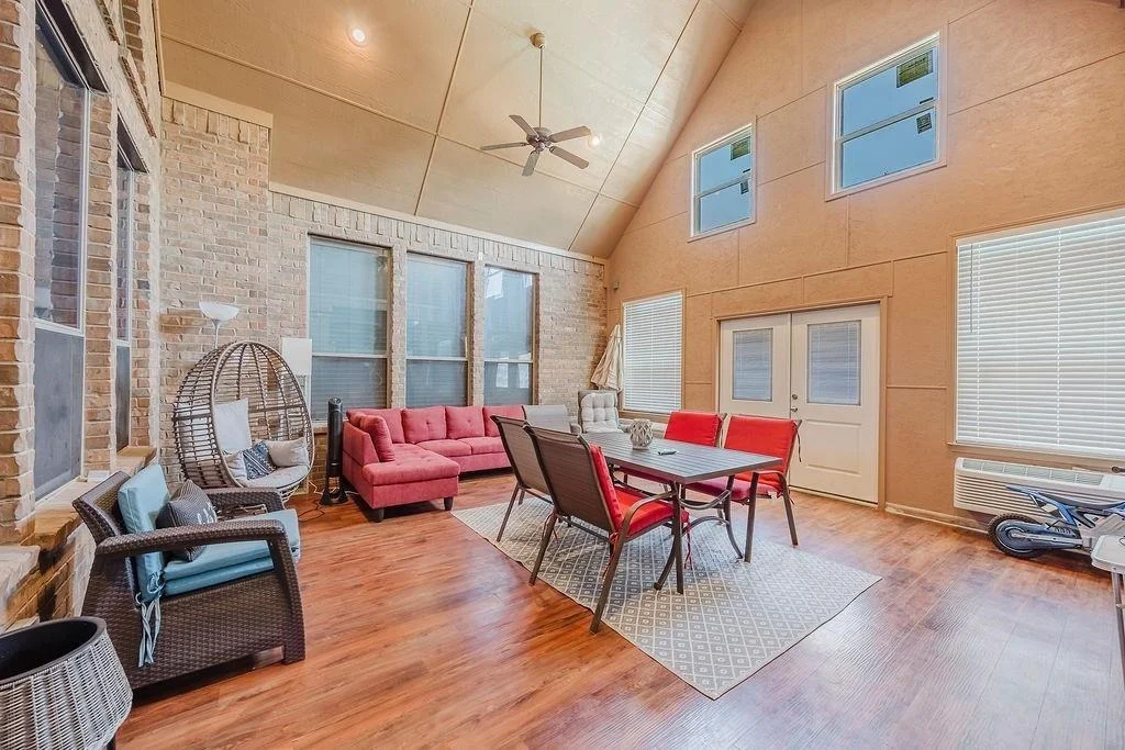 Photo of 1011 Parview Circle