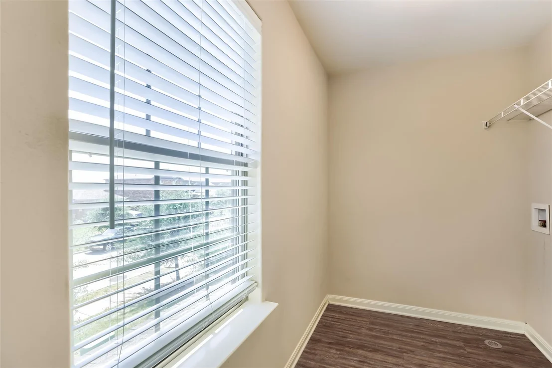 Photo of 227 Curt Street