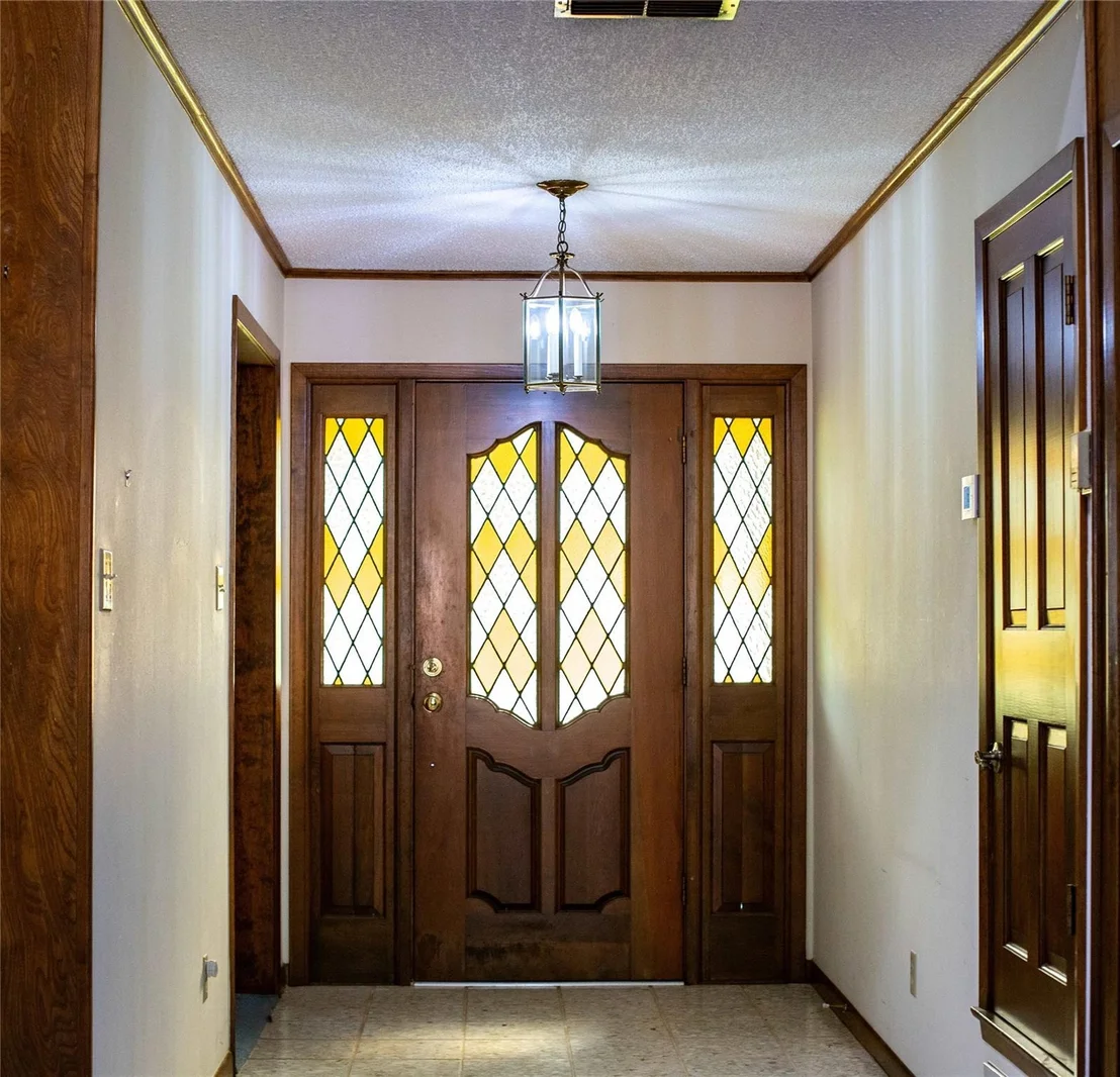 Photo of 802 Circle Drive