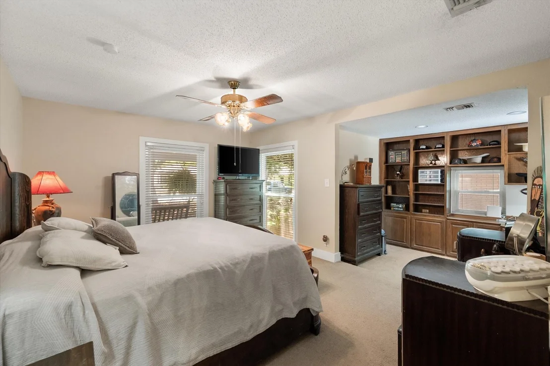 Photo of 502 Bellevue Drive