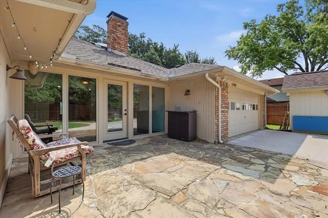 Photo of 1100 Yorkshire Drive
