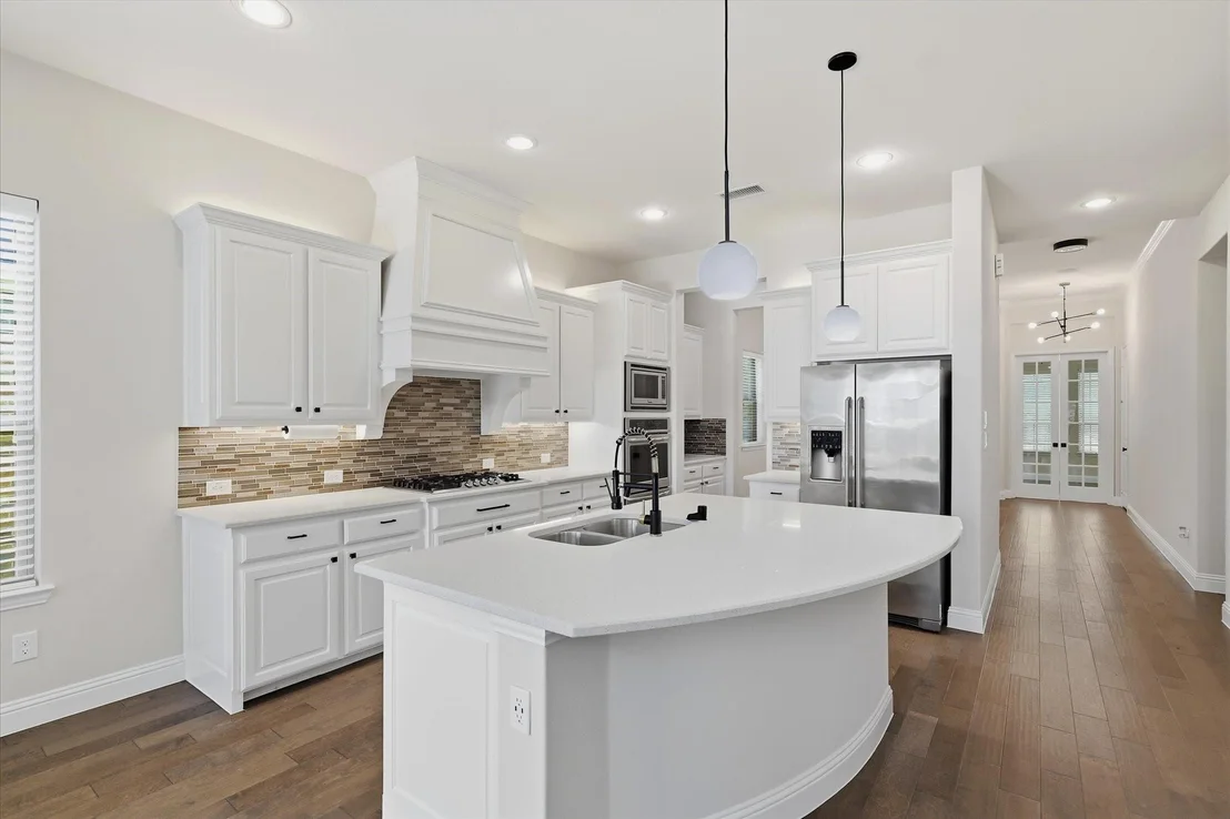 Photo of 2433 Mare Road