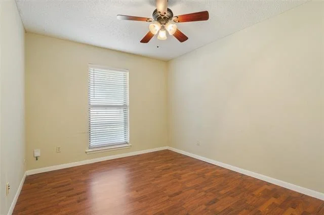 Photo of 213 Bowie Lane
