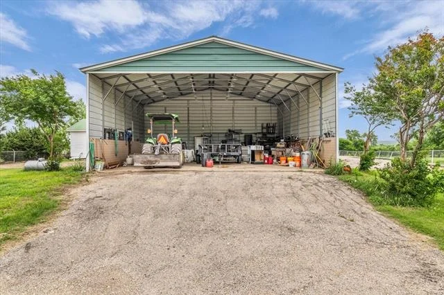 Photo of 12912 Spring Valley Road