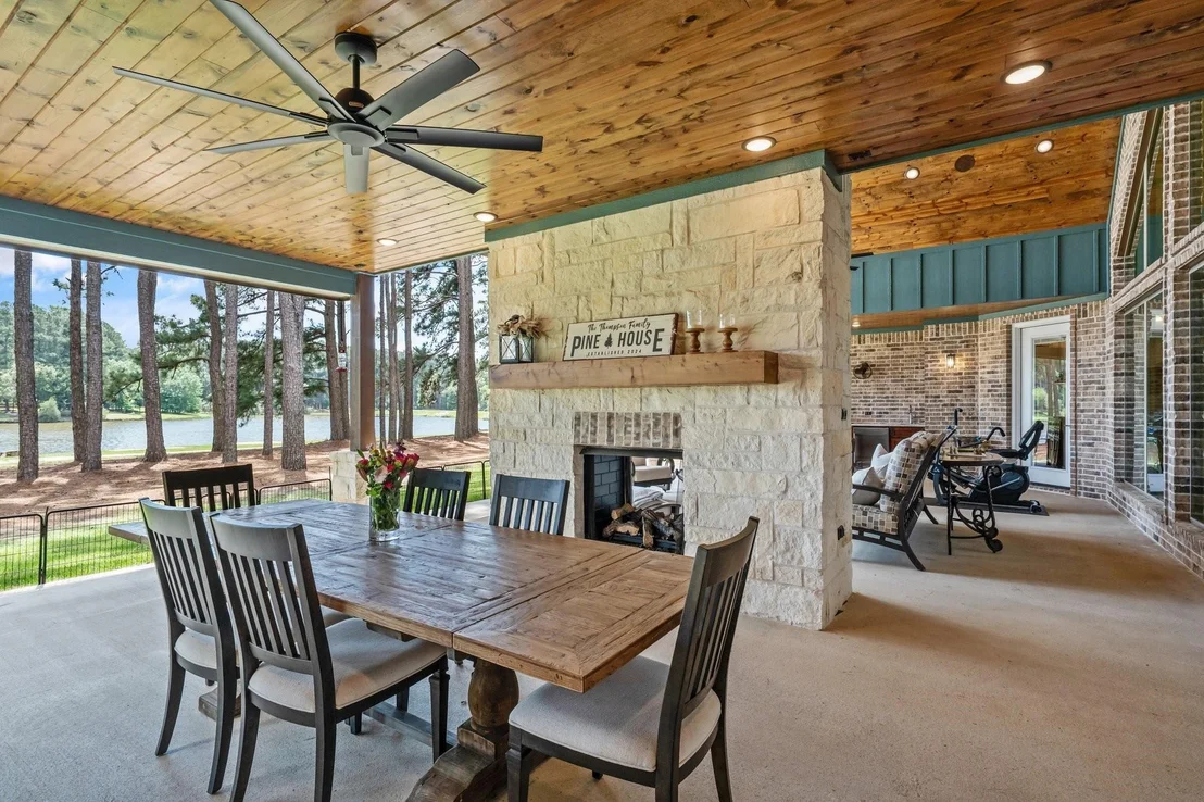 Photo of 8595 Toler Pointe