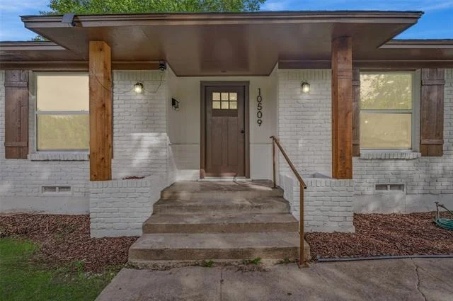 Photo of 10509 Channel Drive