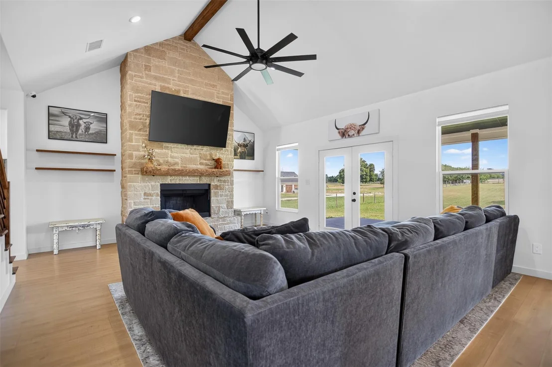 Photo of 4640 County Road 1040