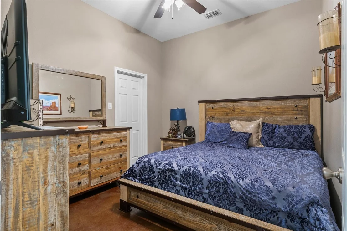 Photo of 1109 Vz County Road 2303