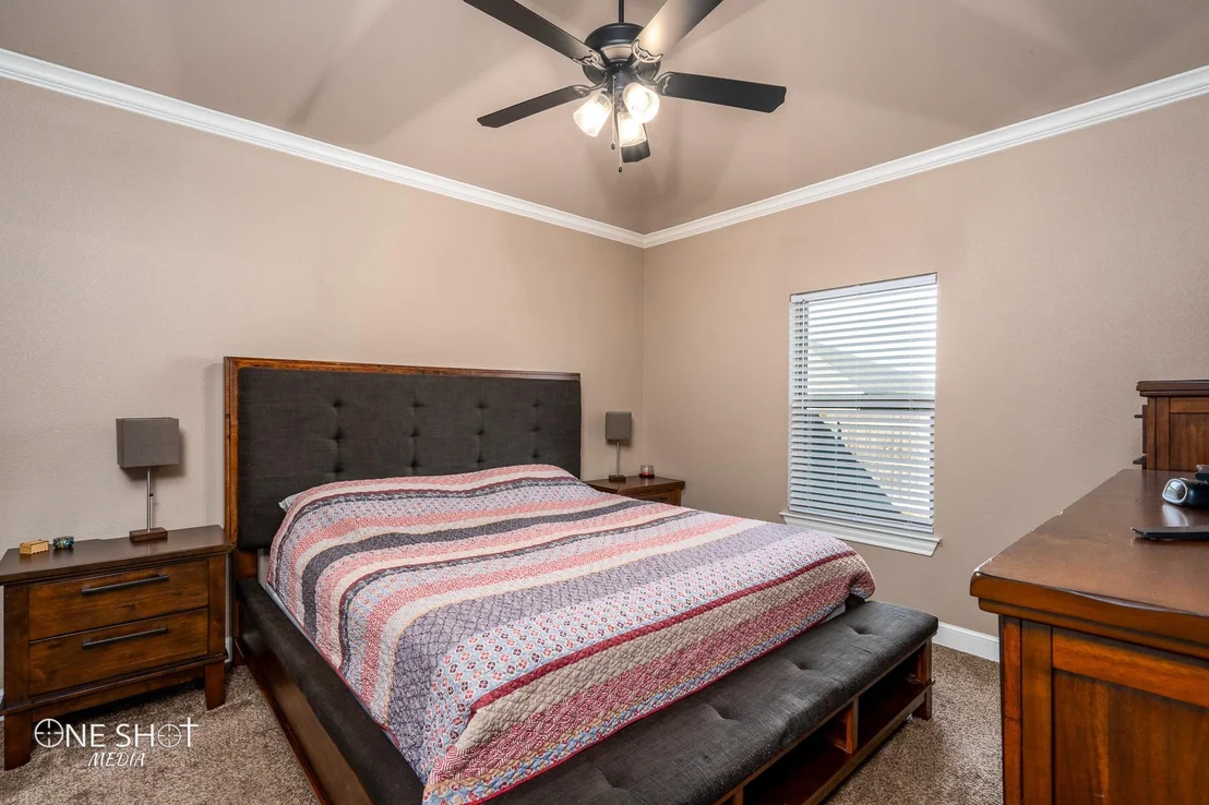 Photo of 3102 Oakley