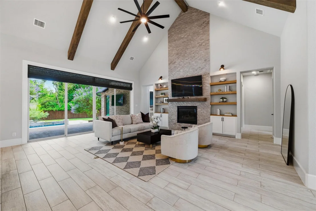 Photo of 1019 Country Way