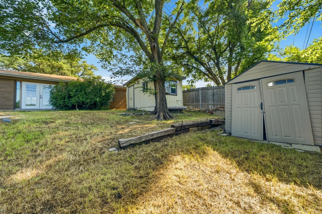 Photo of 104 Forest Lane