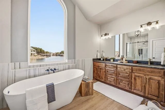 Photo of 2309 River Road