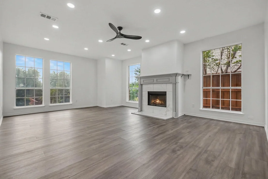 Photo of 2406 Manchester Drive