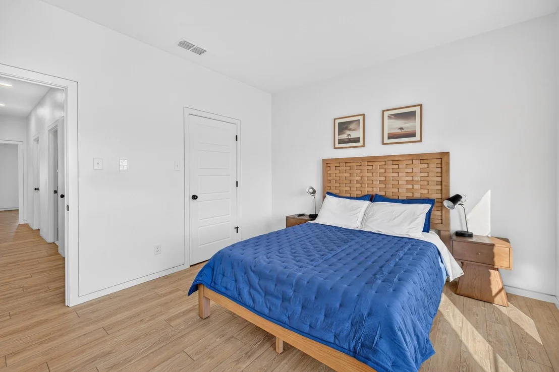 Photo of 218 Spring Gap Avenue
