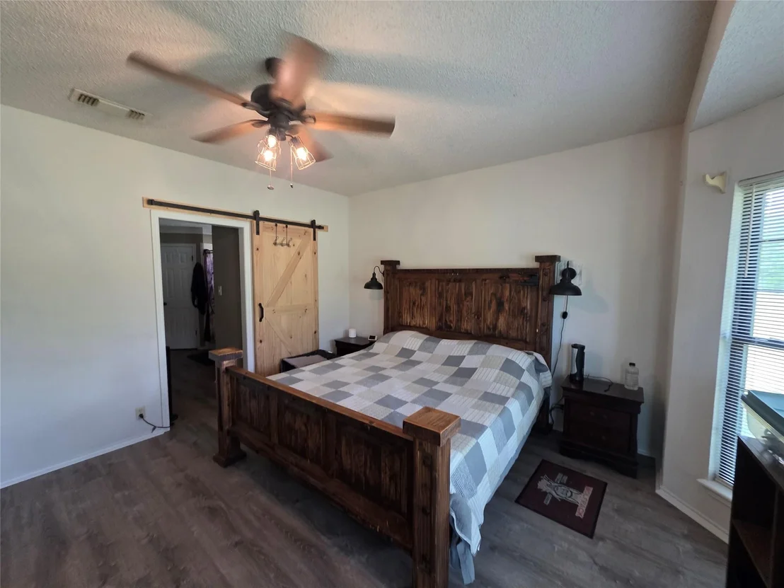 Photo of 114 Lcr 465