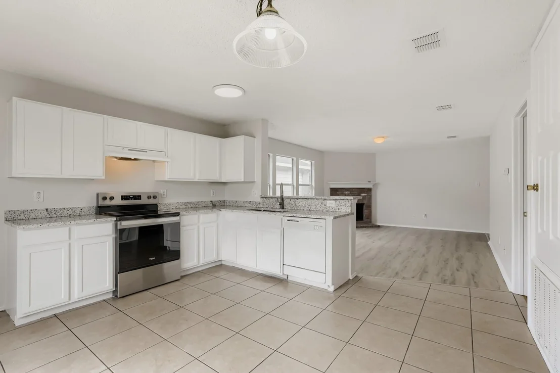 Photo of 1625 White Oak Road
