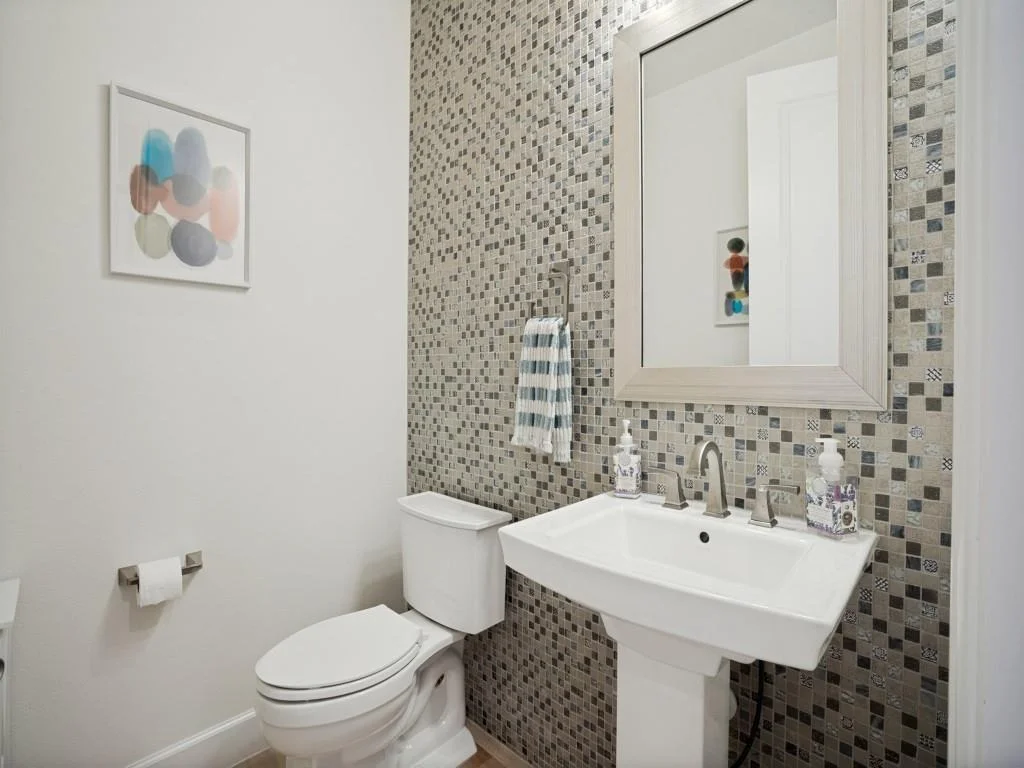 Photo of 8117 Cocobolo Drive