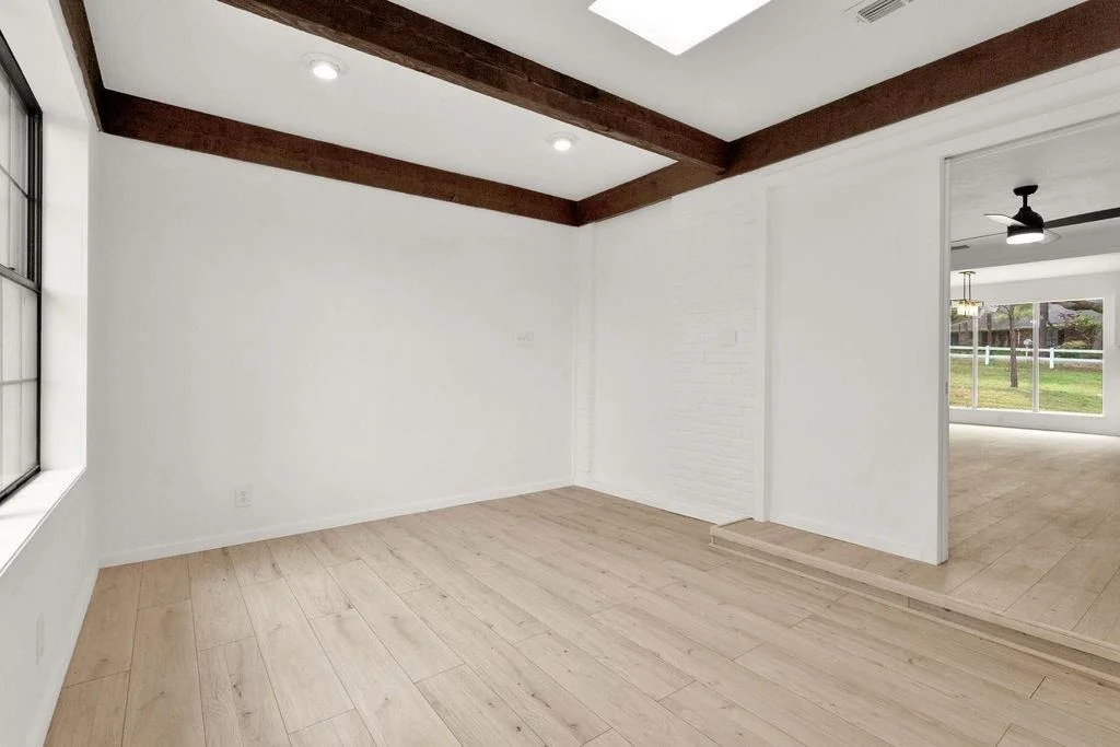 Photo of 439 N Lonestar Lane
