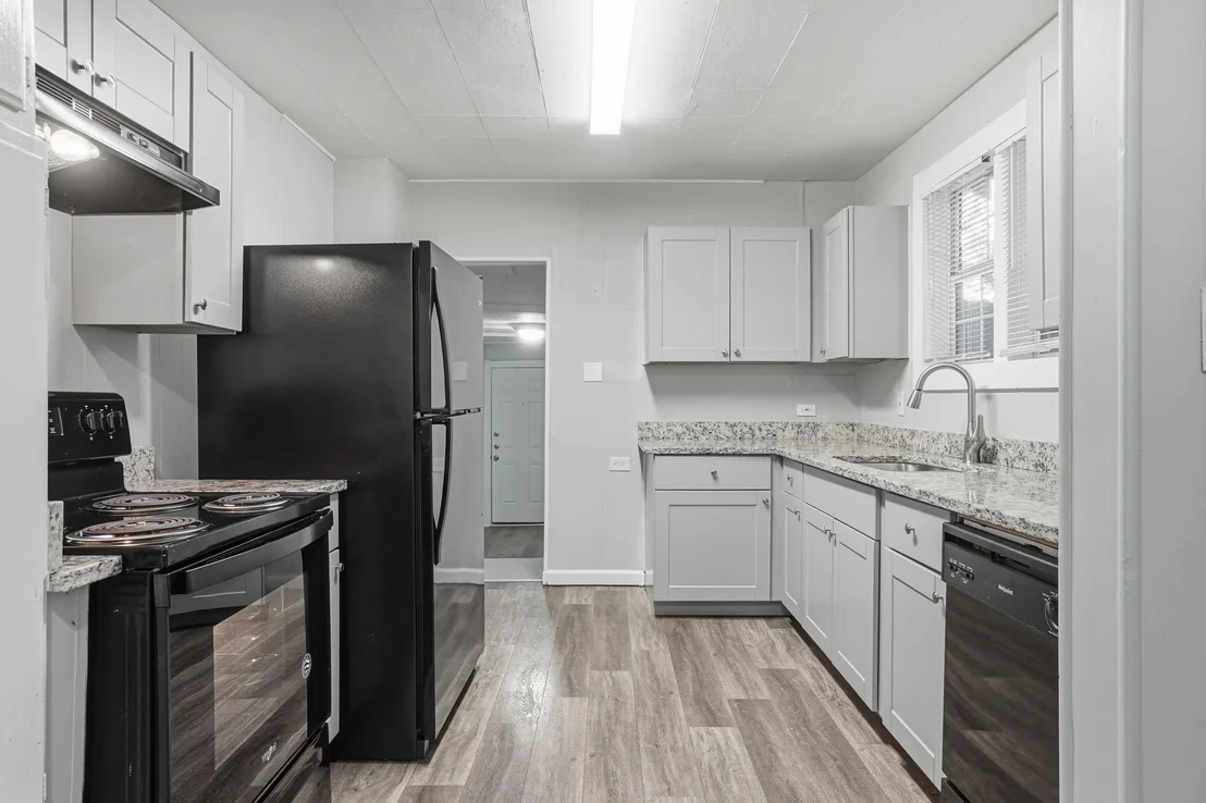Photo of 908 Forrest Avenue