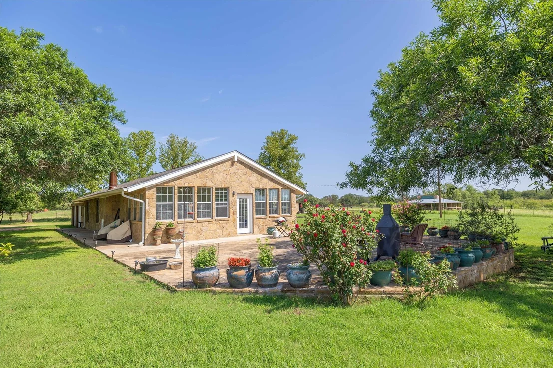 Photo of 685 County Road 114