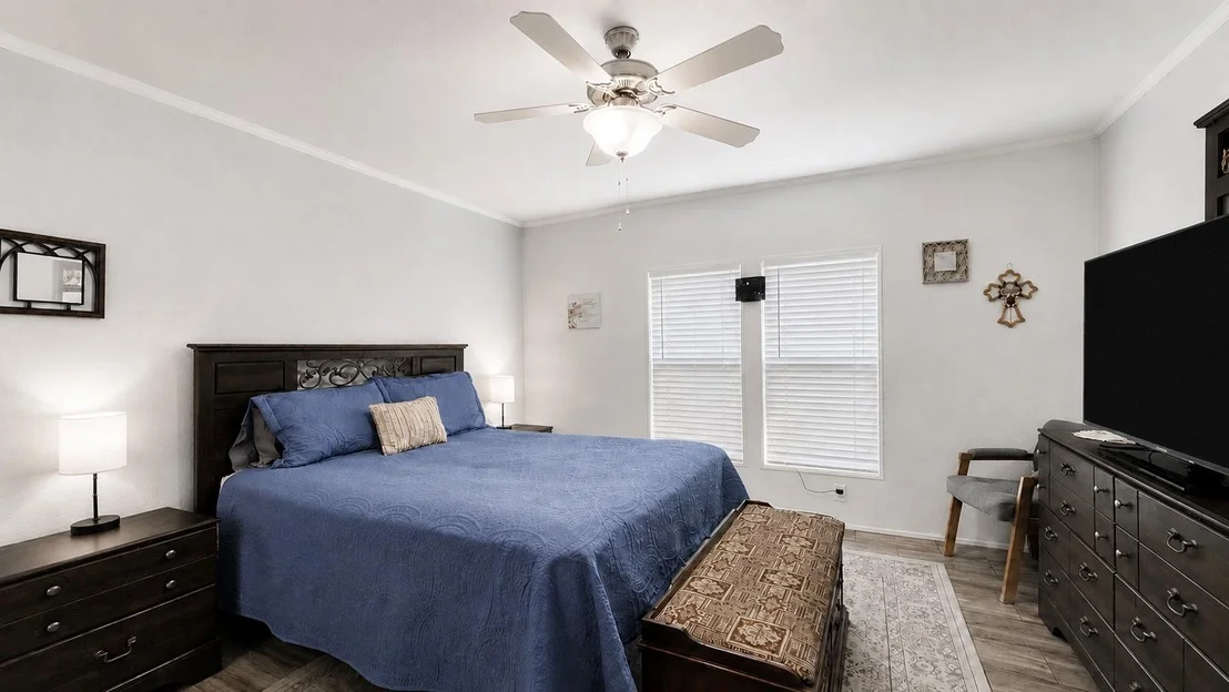 Photo of 852 Cheyenne