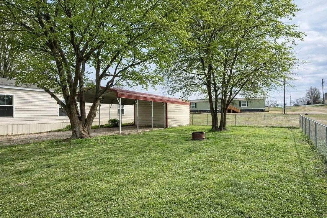 Photo of 750 Waterfront Row