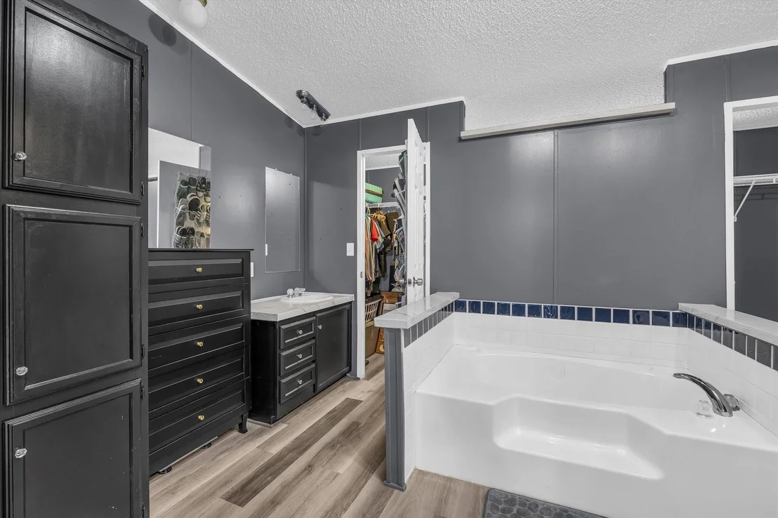 Photo of 3615 Spring Valley Road
