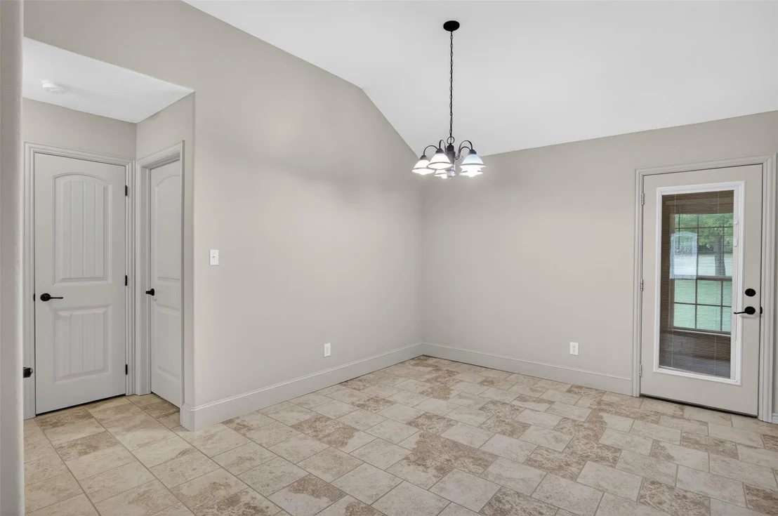 Photo of 505 E 5th Street