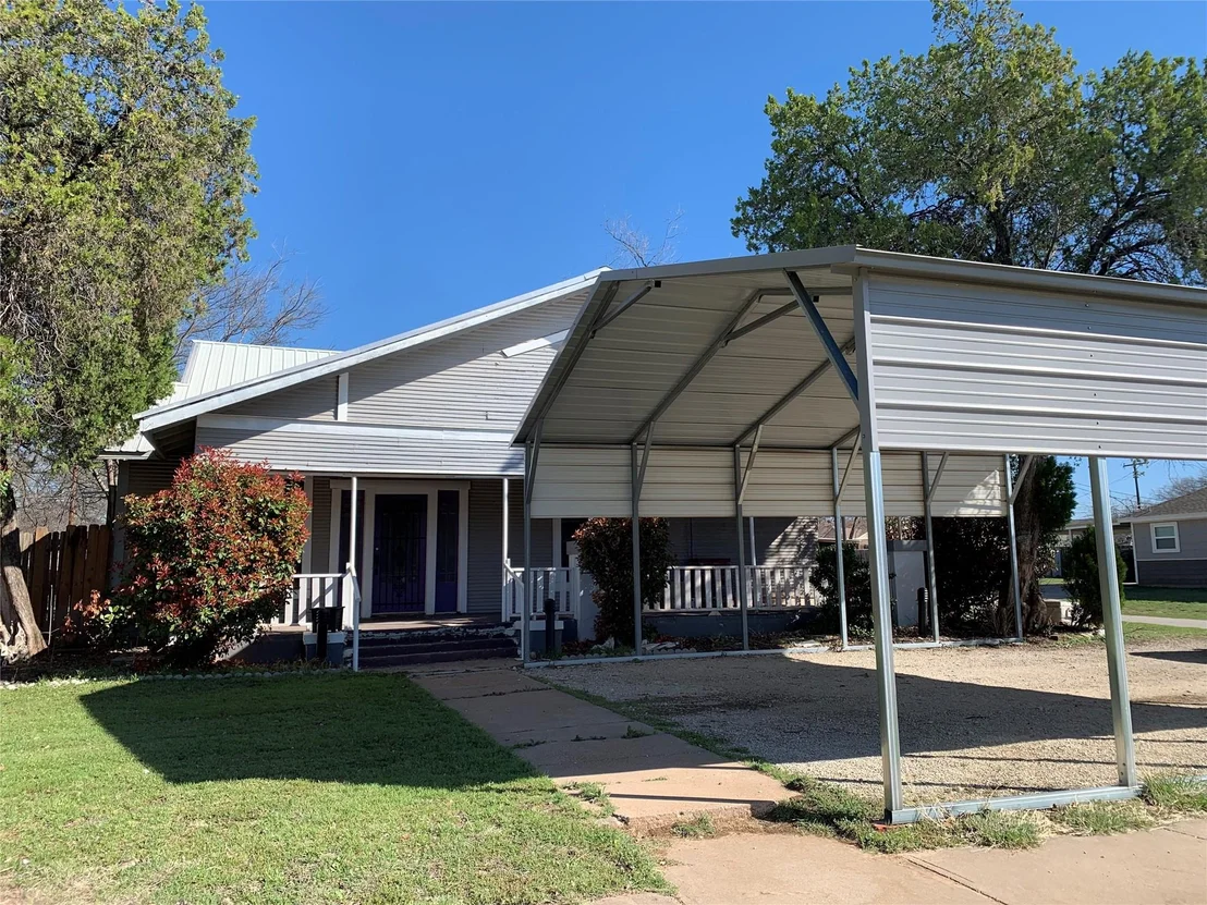Photo of 915 2nd Street