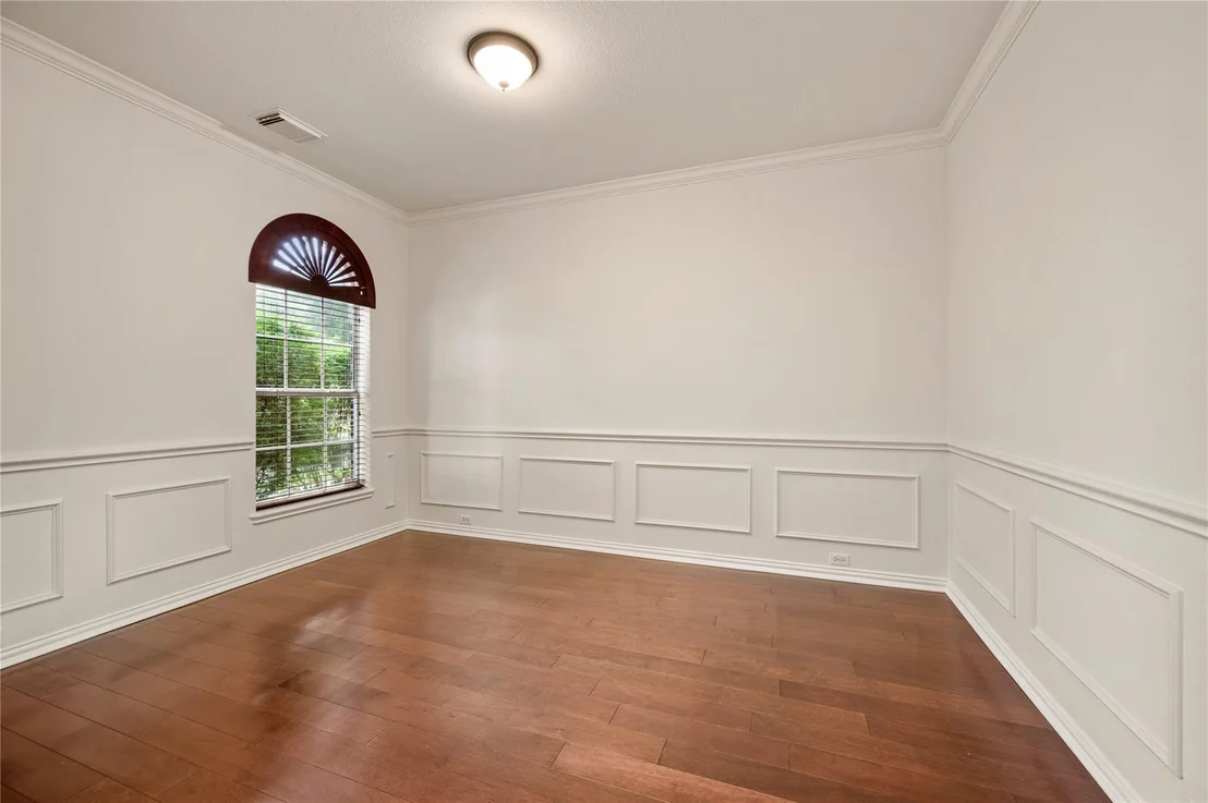 Photo of 1607 Forest Bend Lane