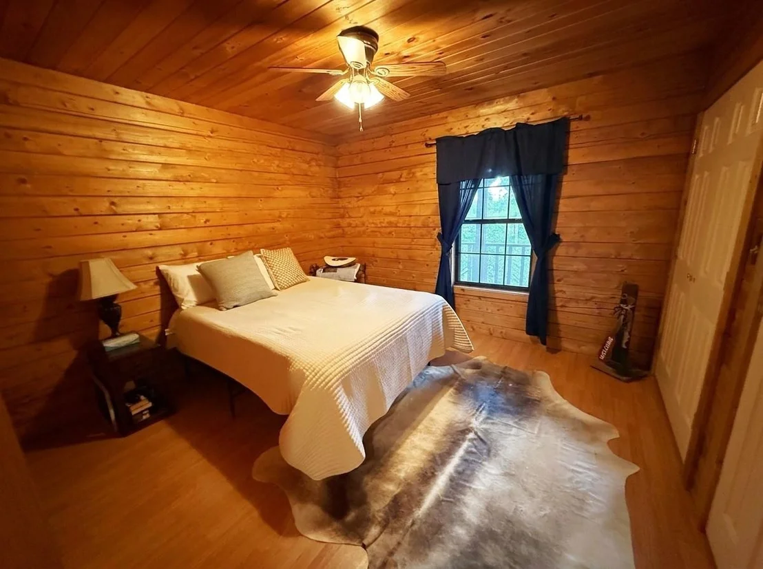Photo of 1222 Canyon Wren Loop