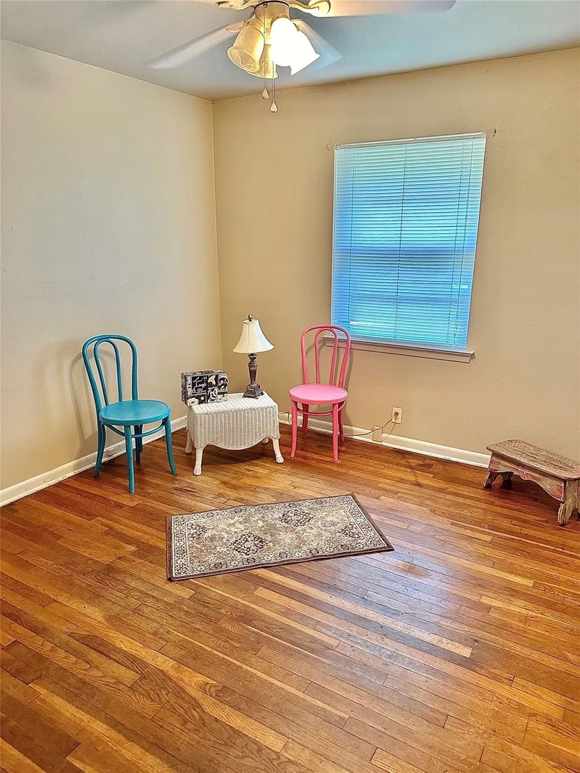 Photo of 817 Laguna Drive