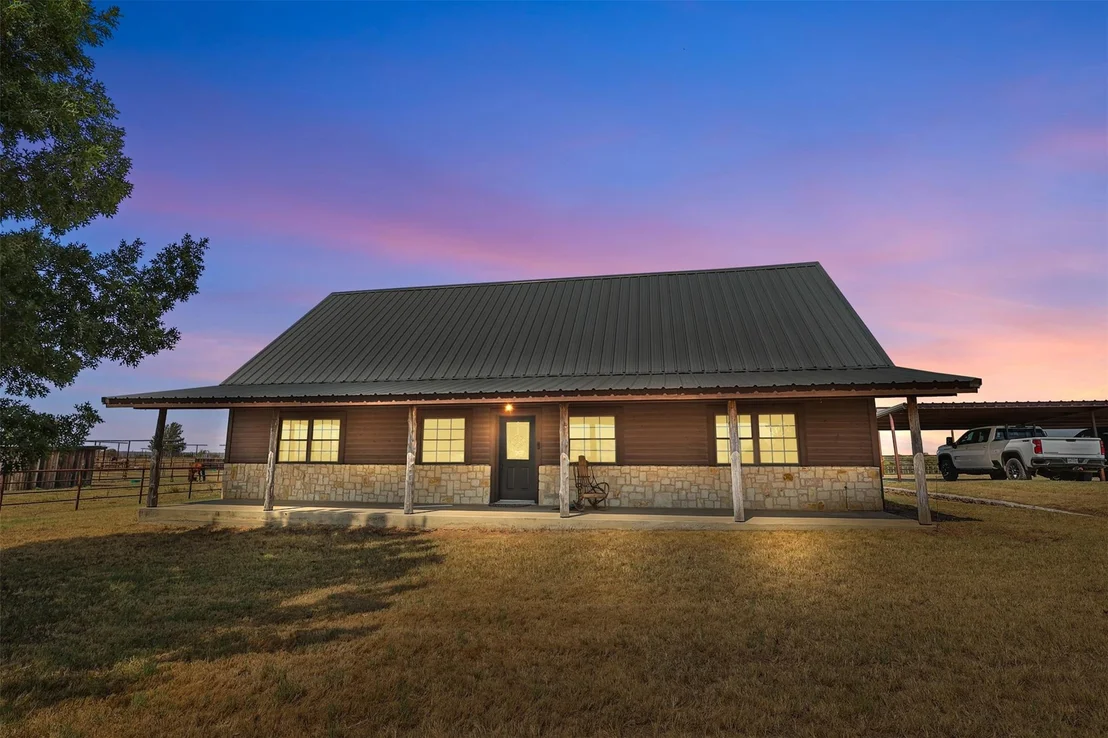 Photo of 1108 County Road 4360