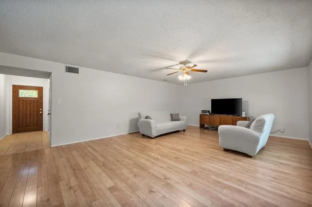 Photo of 5100 Lasalle Drive