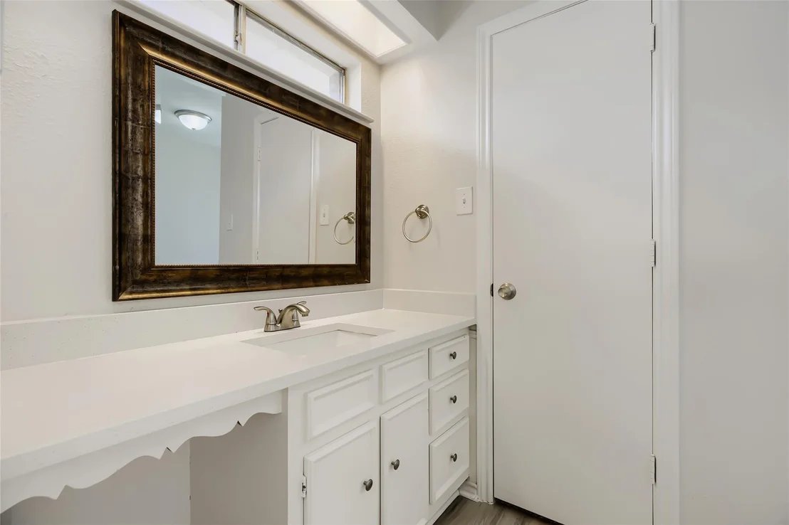 Photo of 1202 E Berkeley Drive