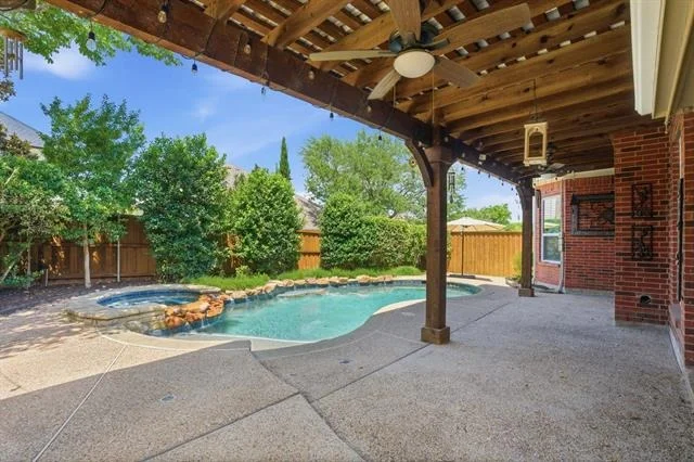 Photo of 1400 Winston Drive