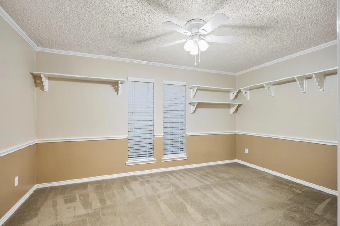 Photo of 121 Crestview Street
