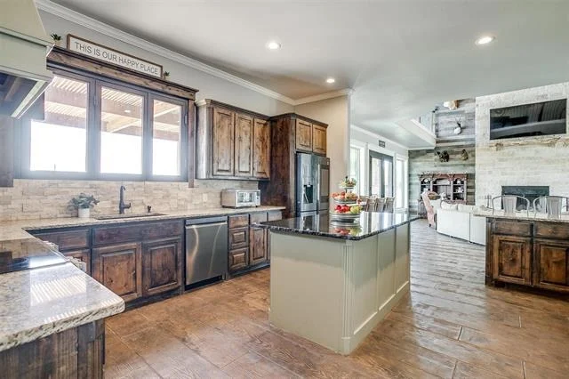 Photo of 1460 Ross Lane
