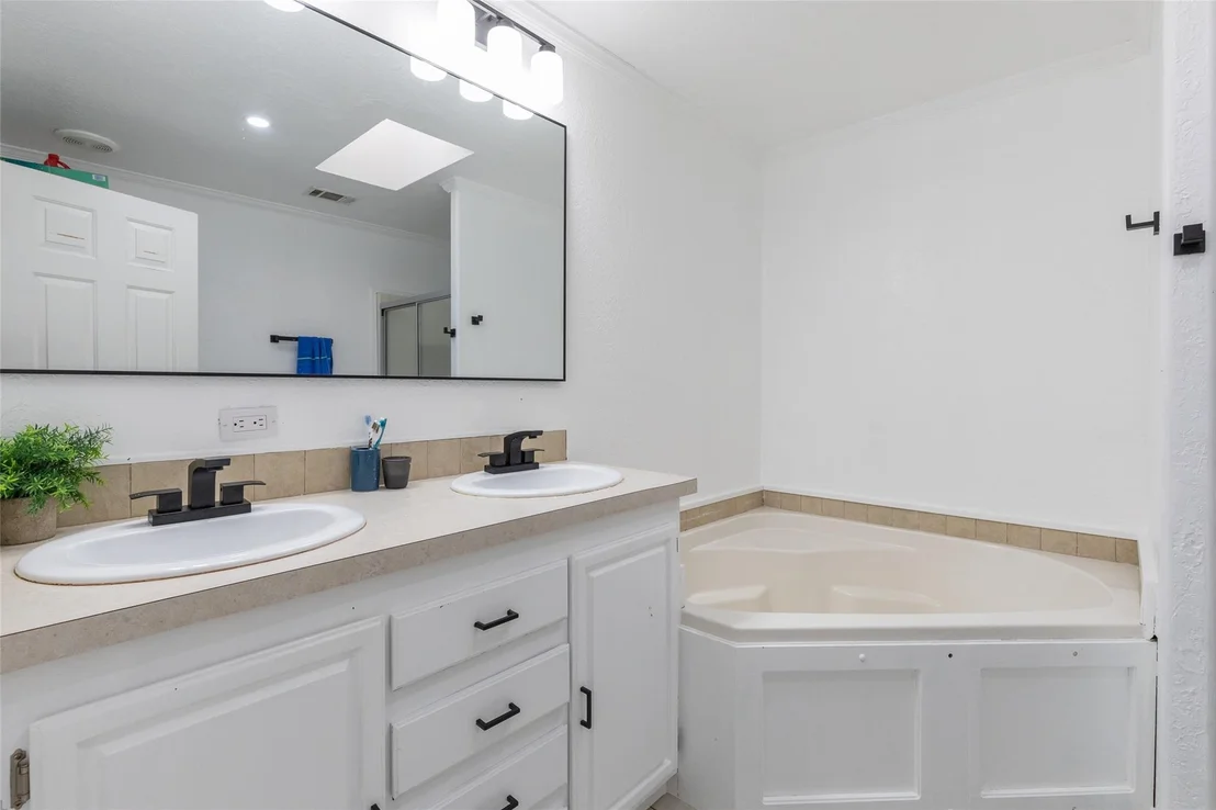 Photo of 401 Haynes Street