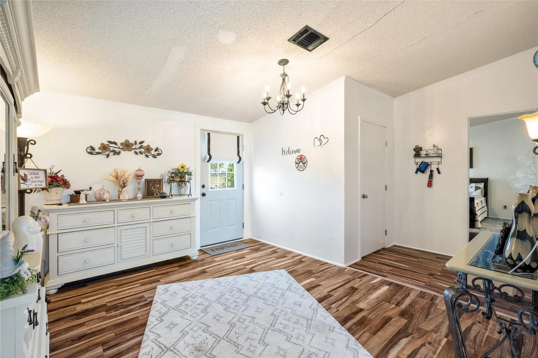 Photo of 549 County Road 4733