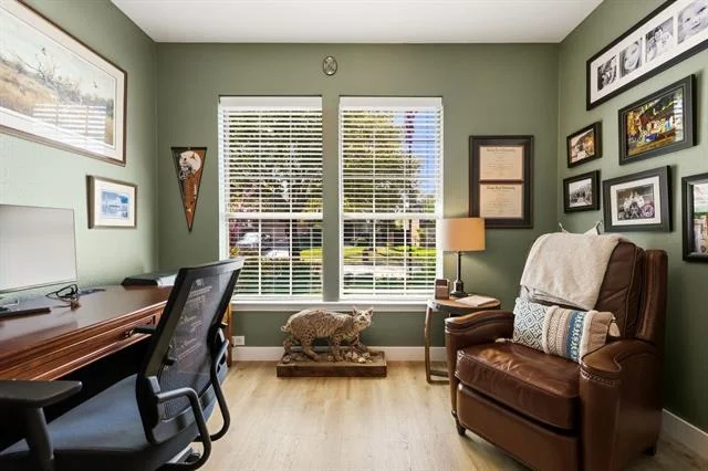 Photo of 404 Fairway Bluff Drive