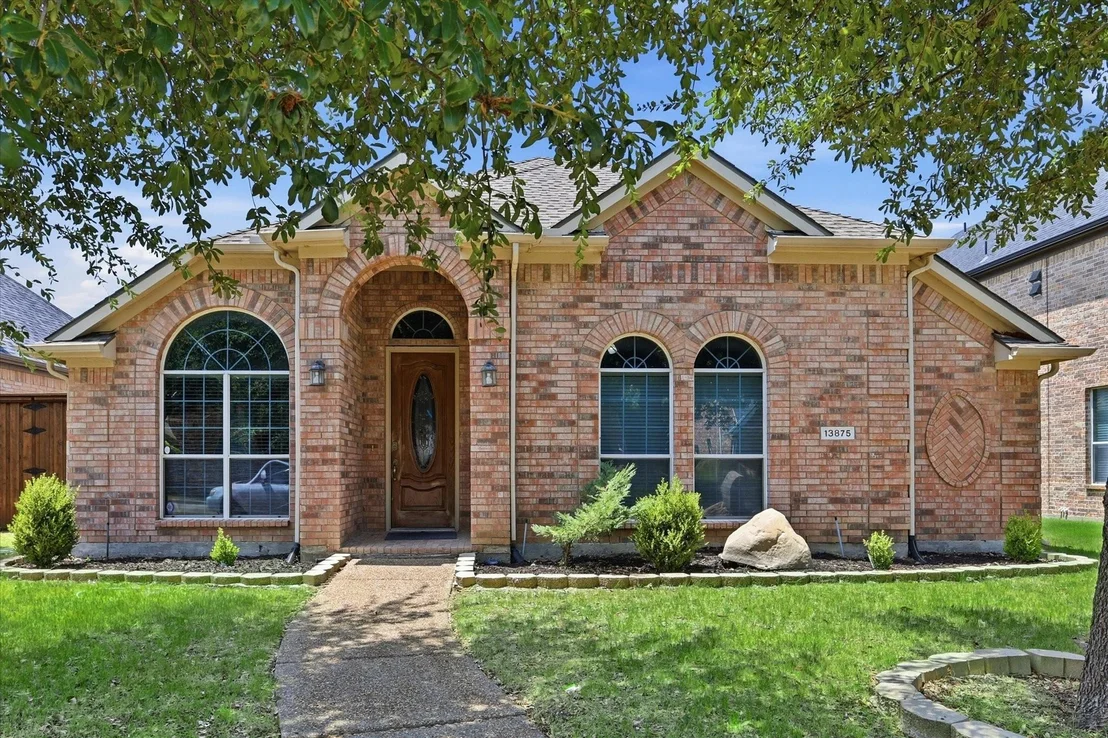 Photo of 13875 Valley Mills Drive