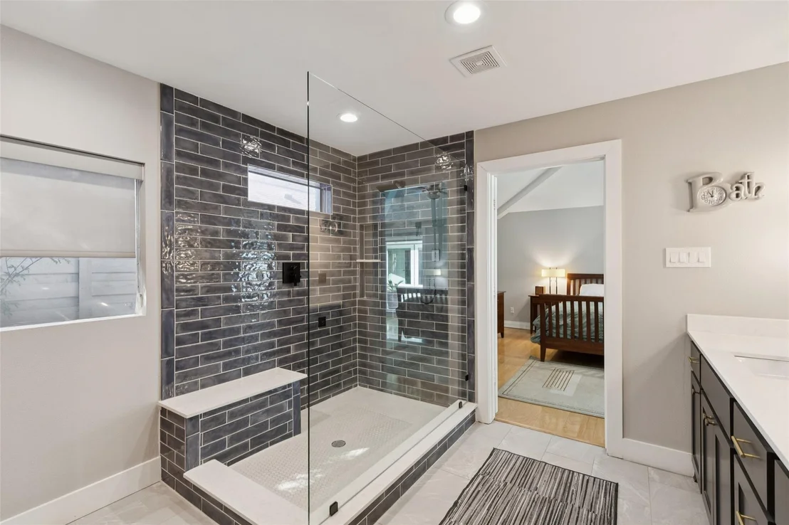 Photo of 7221 Pleasant View Drive