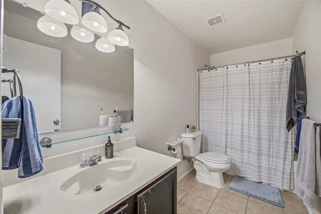 Photo of 16617 Woodside Drive