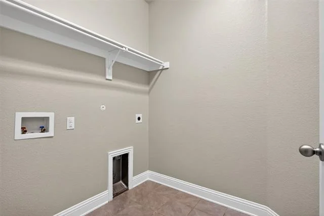 Photo of 2051 Avondown Road