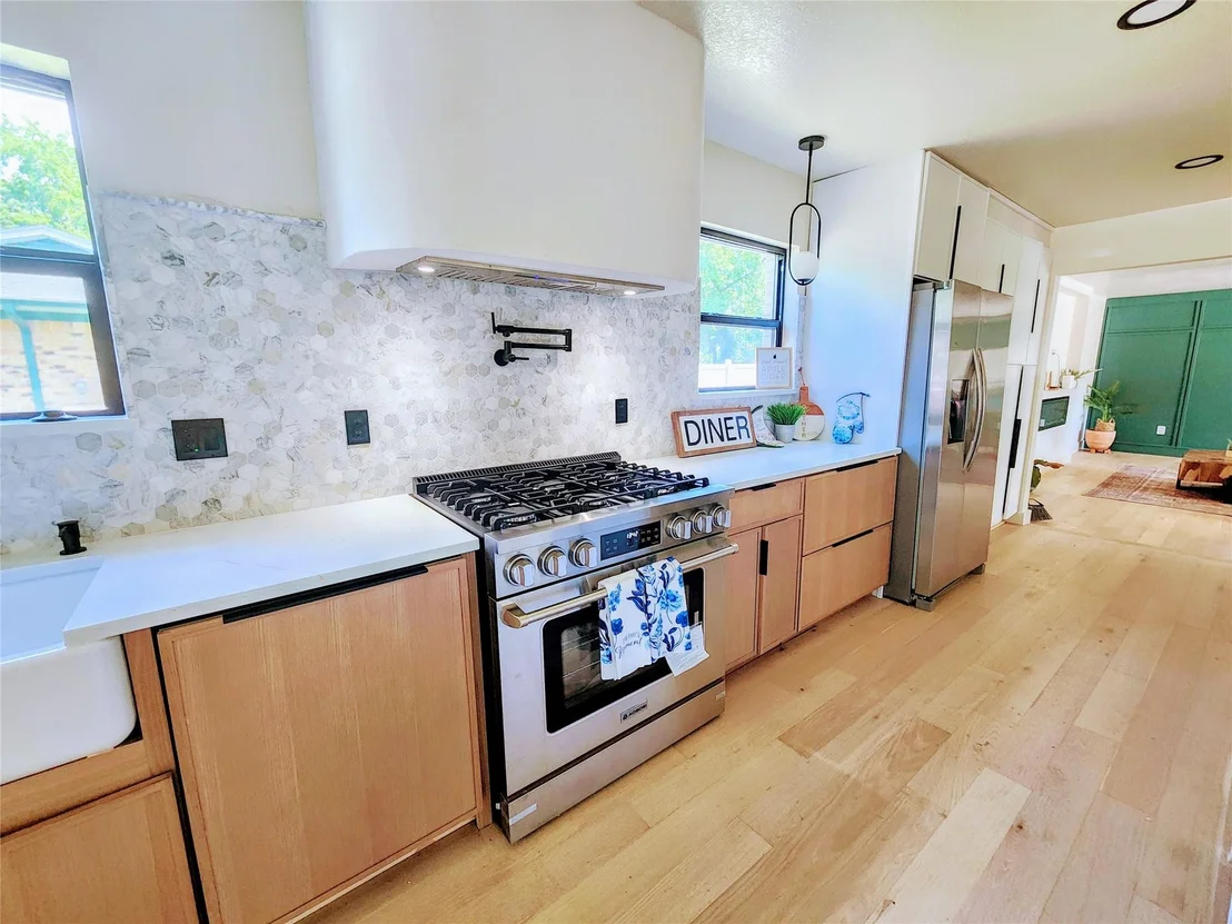 Photo of 2908 Washington Street