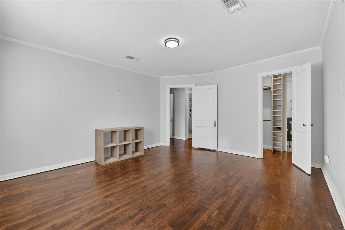 Photo of 2129 Cardinal Lane