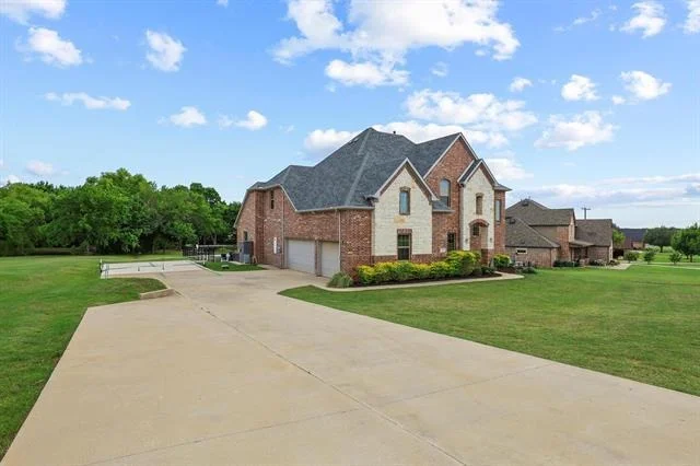 Photo of 107 Whispering Winds Drive